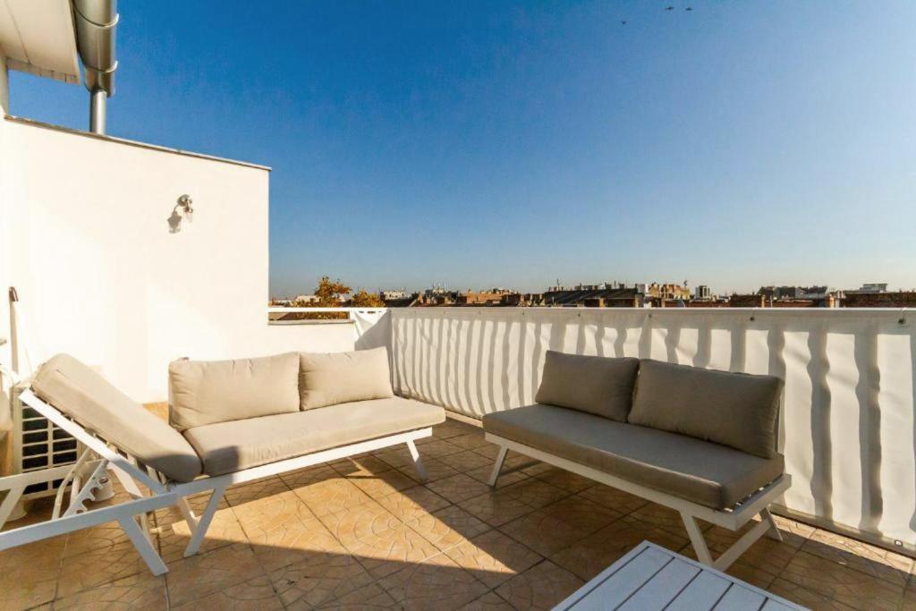 Apartament Podmaniczky Terrace Retreat With Ac Budapeszt Zewnętrze zdjęcie